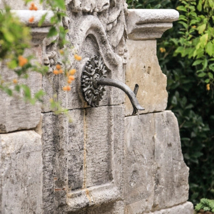 limestone-reclaimed-stone-pool-fountains-antique-ancient-surfaces-elegant-outdoor-water-feature-design-ideas-garden-decor