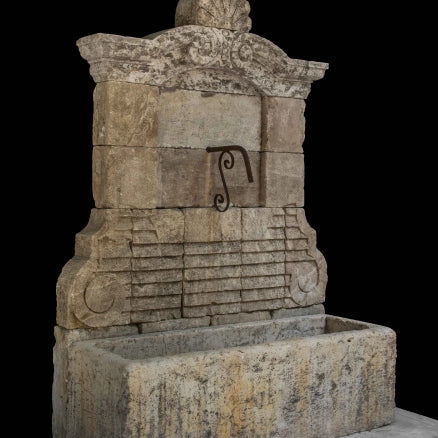    limestone-reclaimed-stone-pool-fountains-antique-ancient-surfaces-elegant-outdoor-water-feature-design-ideas-garden-decor-